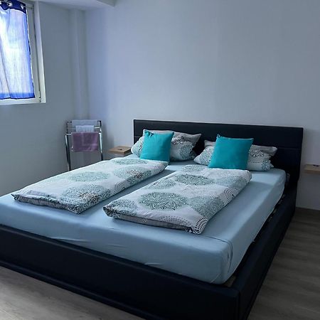 Apartments Und Zimmer Vettweiss מראה חיצוני תמונה